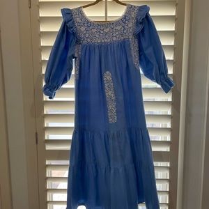 Mi Golondrina, Chambray dress